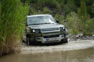 Land Rover Defender 110 D240 S Urban Pack 2020 года  (WW)